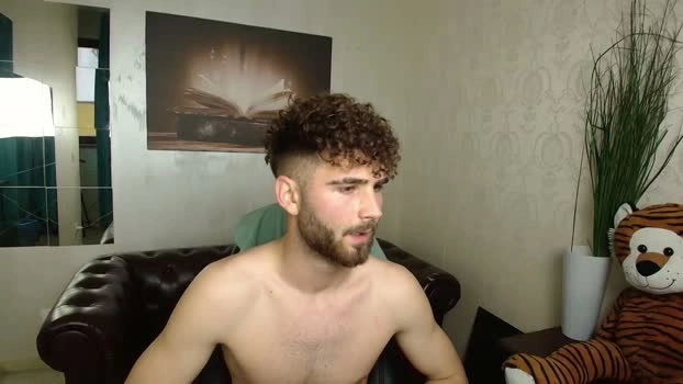 KyloEast 20-05-2026 Male Cap kiss hot sexymale lovense