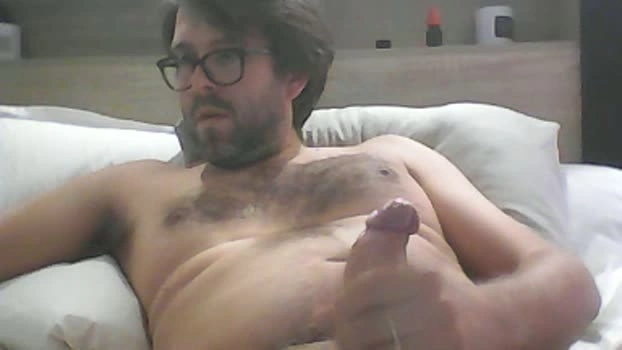 charlyplc75 21-05-2026 Male Cap gay hard fingers suckshow