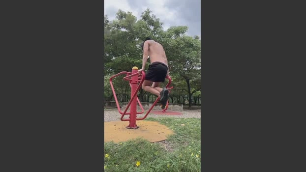 Outdoorsd 21-05-2026 Male Cap blowjob bicurious gay analsex