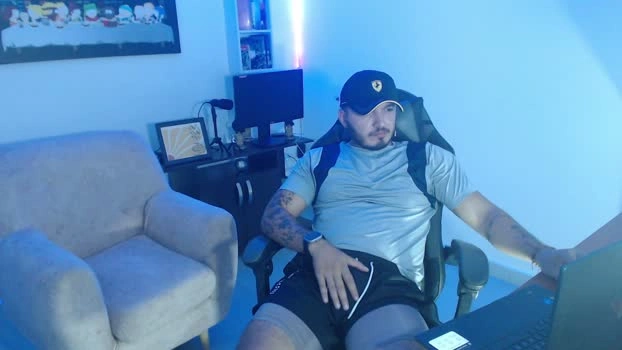 Thiago_420_ 22-05-2026 Male Cap bicurious hardcock show twink
