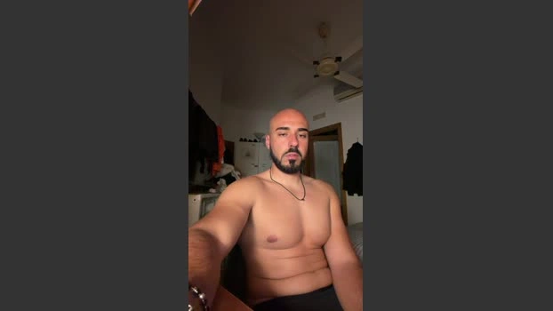 corrado94iclou3 22-05-2026 Male Cap gay bigass gay skinny