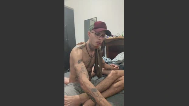 Klinger30 23-05-2026 Male Cap moan striptease suck twink