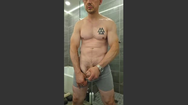 Adamd925 23-05-2026 Male Cap kissing big suck fuckface