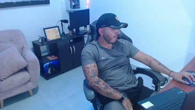 Thiago_420_ 24-05-2026 Male Cap Porn jerking deepthroat Topless