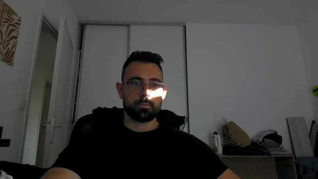 Ribeiro33240 27-05-2026 Male Cap handsome jerkoff jerking Webcam