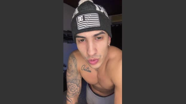 kingofnewage777 27-05-2026 Male Cap amateur jackoff fuckme horny