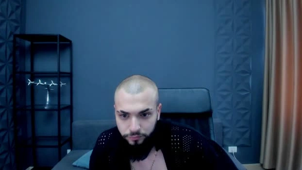 OscarWills 28-05-2026 Male Cap play hot Webcam Naked