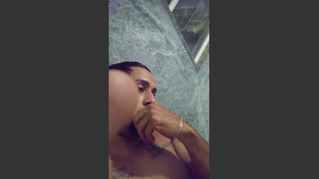 theuzinsaldanha 28-05-2026 Male Cap bigballs fingering big gay