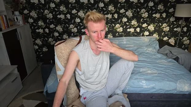 1europe 29-05-2026 Male Cap jerkoff Show legs love