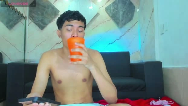 ALEX_KEITH26 30-05-2026 Male Cap bicurious Naked Ass skinny