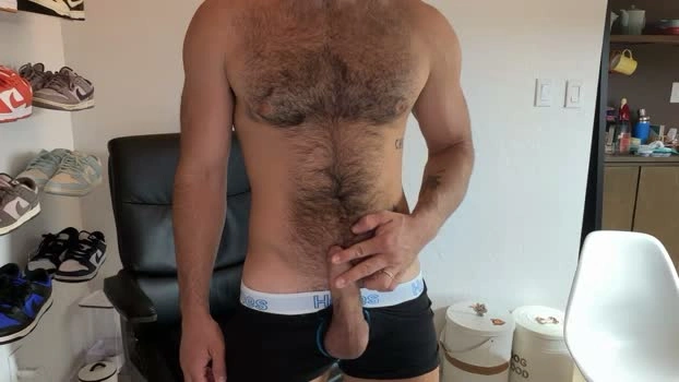 BearlyMK 30-05-2026 Male Cap prettyface bigload show spanking