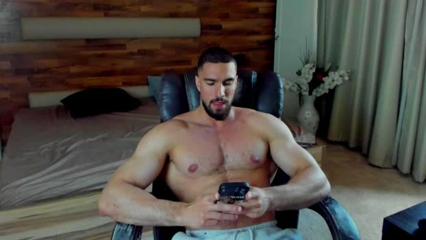 IvanHyde 30-05-2026 Male Cap lick sexymale hard bicurious