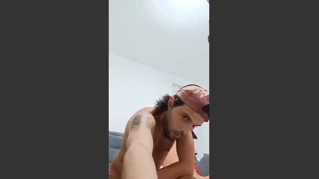Levi_Henrique 30-05-2026 Male Cap fuckme Gay sweet Show
