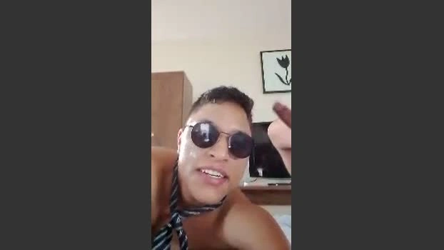 Vini_putao23 30-05-2026 Male Cap bicurious Webcam suck sexyfeet