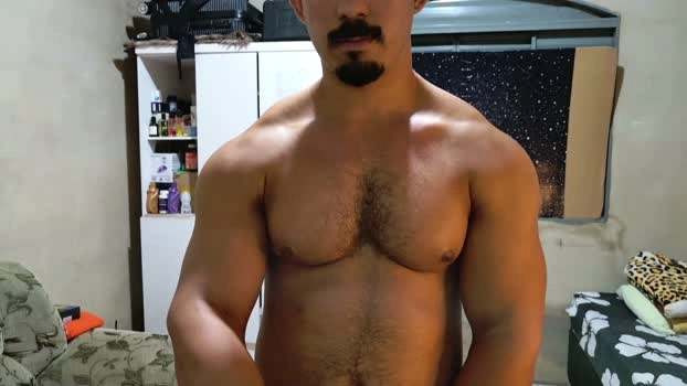 superbigmr 31-05-2026 Male Cap sexyfeet striptease play yummy