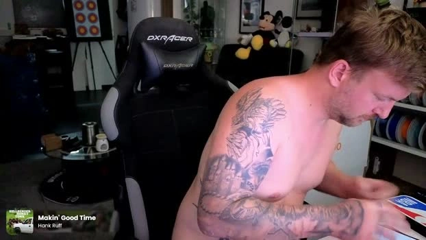 German_Prince 01-06-2026 Male Cap lovense wank sexyfeet bigtoys
