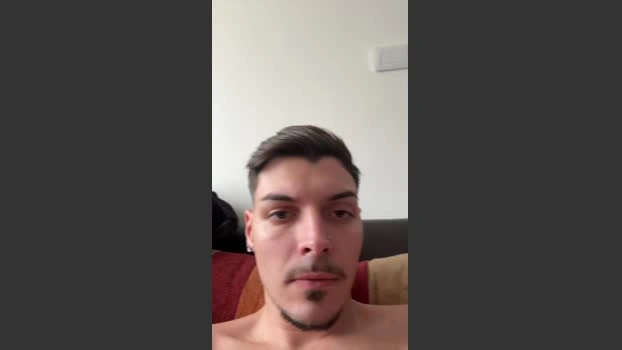 ThomasRM98 31-05-2026 Male Cap harddick kiss sexybody big