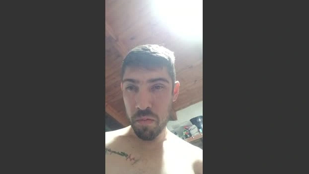 unomasdelmonto7 02-06-2026 Male Cap Topless jerkoff sexy play