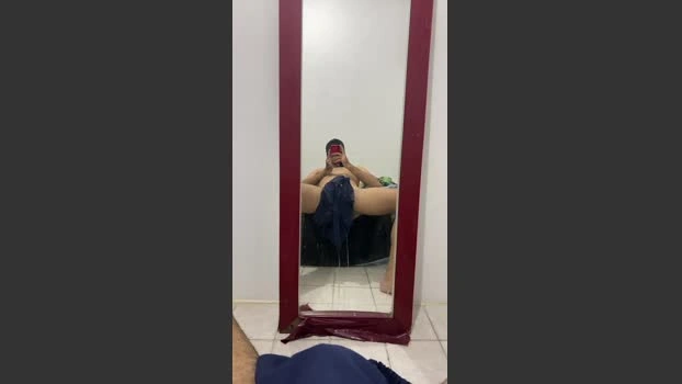 Gustavogadshil 03-06-2026 Male Cap beauty suckcock bicurious twink