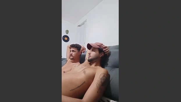 Levi_Henrique 03-06-2026 Male Cap bigtoys fuckme jerkoff Recorded