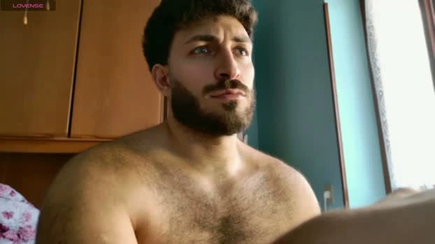 Mark_ariete94 02-06-2026 Male Cap Topless naughty kiss spank