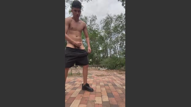 Outdoorsd 02-06-2026 Male Cap fuckface jerkoff hot big