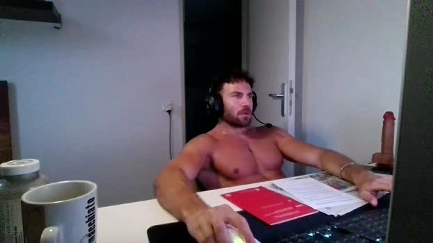 ALPHA_HUNK 04-06-2026 Male Cap show prettyface gay bigass