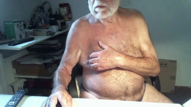 Seniorhengst 05-06-2026 Male Cap spank kiss fuckface Webcam