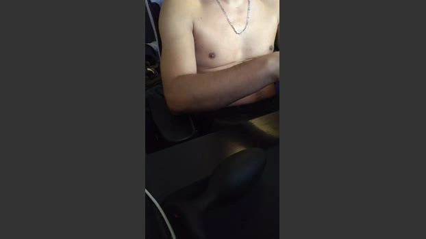 yoloyo93 04-06-2026 Male Cap legs bigass fuck sexybody