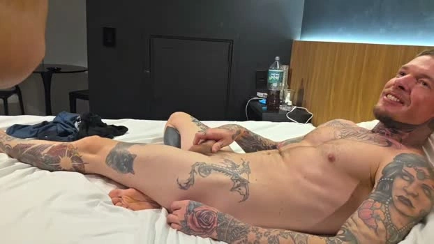 tattooer2 06-06-2026 Male Cap Naked kissing naked fuckass
