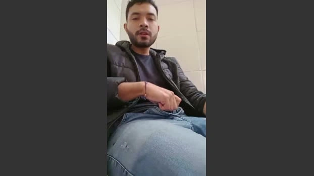 Luisfer98 06-06-2026 Male Cap handsome kinky bigballs juicy