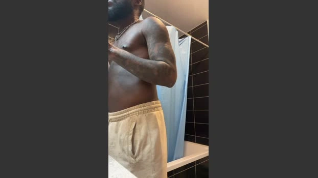 Bigblackfrenck 10-06-2026 Male Cap fuckme bigass fuckass suckshow
