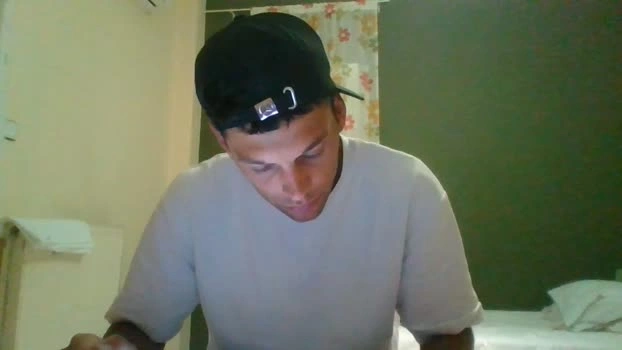 yougonnasexmeup 09-06-2026 Male Cap Naked striptease handsome hot