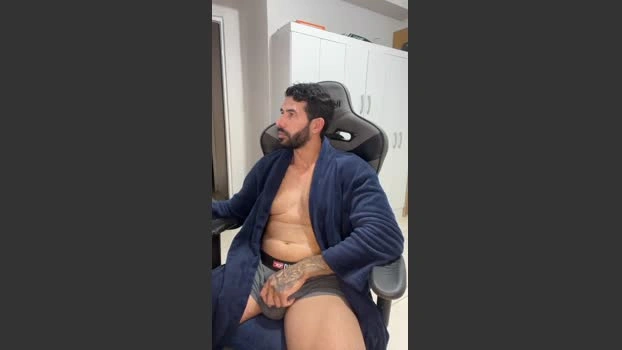 Saradoalto23 11-06-2026 Male Cap hardcock kinky jerking legs