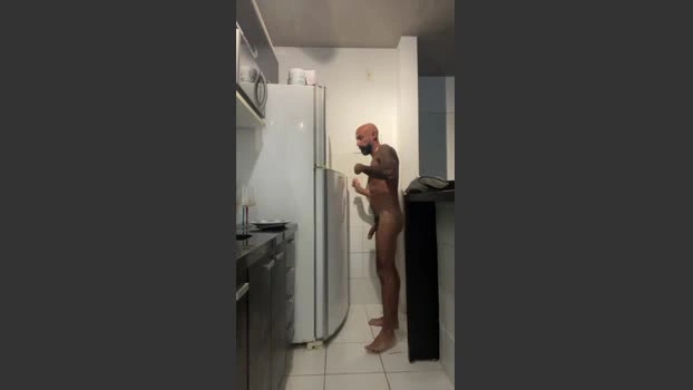 Solitarywolf 11-06-2026 Male Cap fingers jerking Topless XXX