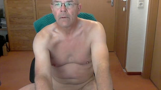 Stefan30m200 10-06-2026 Male Cap fuckface moan naughty fuckher