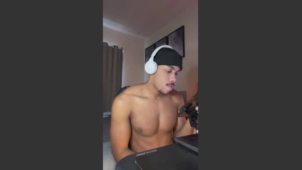 Pintudomacho 12-06-2026 Male Cap ass kinky wank spank