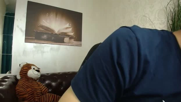 KyloEast 14-06-2026 Male Cap blowjob natural kiss kissing
