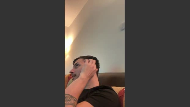 ThomasRM98 13-06-2026 Male Cap fingers hard horny fuckme