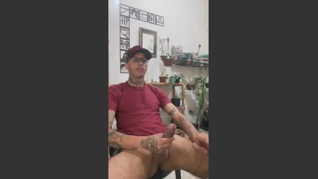 Klinger30 15-06-2026 Male Cap ass kiss Nude striptease