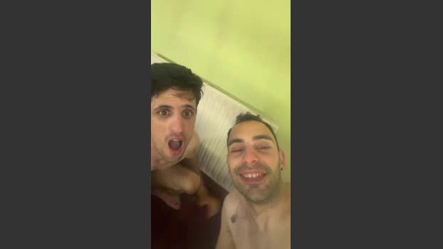 parejamorbosos3 16-06-2026 Male Cap playtime lick Gay yummy