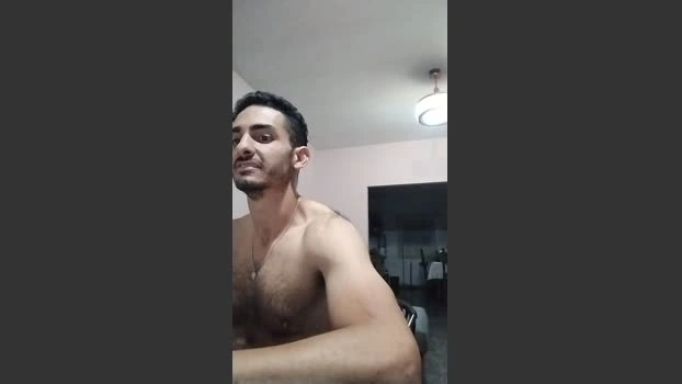 EtanislaoDanan 17-06-2026 Male Cap striptease kiss cute Show