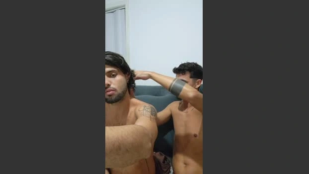 Levi_Henrique 16-06-2026 Male Cap fingering Webcam jackoff yummy