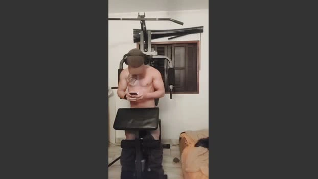 MatthewsH 17-06-2026 Male Cap sexyfeet suckshow bicurious jerking