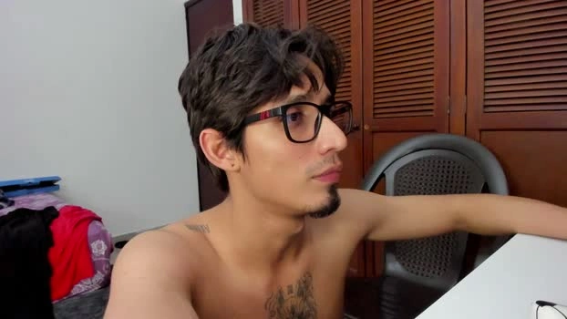 SrIncognito666 17-06-2026 Male Cap Webcam playtime juicy Topless