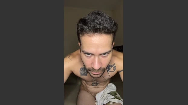 pedro5946 17-06-2026 Male Cap suckshow wank fuckme big