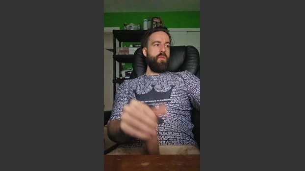 Pauly1988 19-06-2026 Male Cap bj-dildo sexybody horny twink