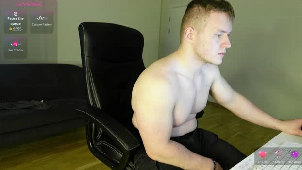 Richard_Dullas 19-06-2026 Male Cap sexybody fuckme jackoff naked