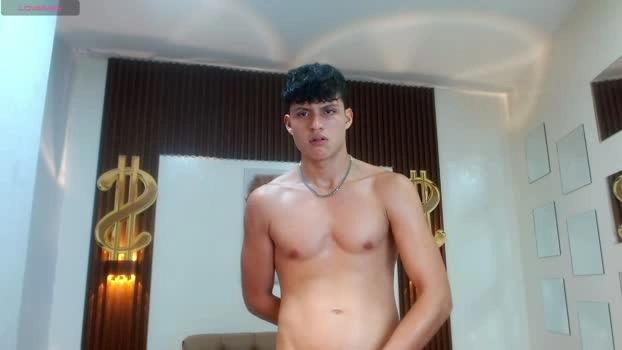 drago_ivan 20-06-2026 Male Cap sexybody lovense big analtoy