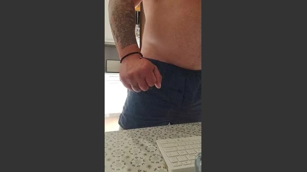 misteralexxx 20-06-2026 Male Cap legs bigass jerkoff big